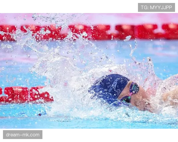 中国游泳队接力夺冠再创佳绩__东京奥运会4x200米自由泳接力中国队摘金