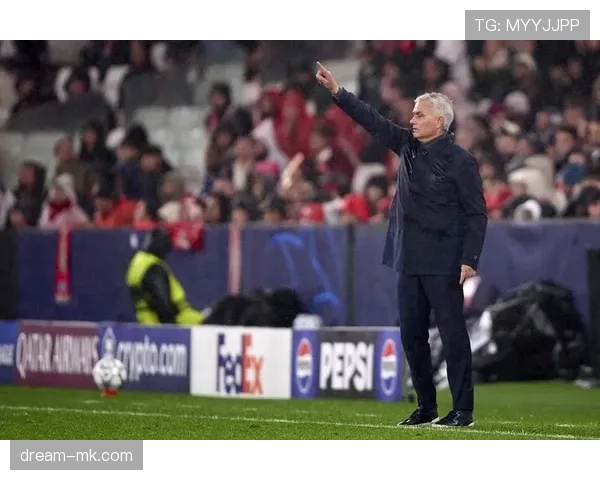 皇马战术体系老化问题显现,队伍稳定性面临考验