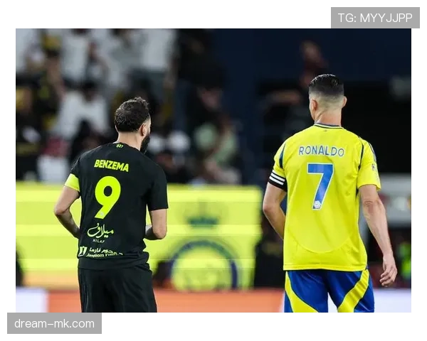 C罗与本泽马队内核心地位及战术作用对比分析