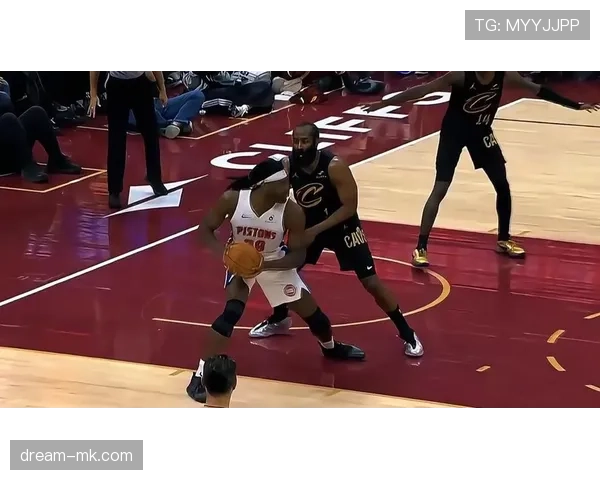 布雷克·格里芬挡拆中拉开空间效率提升显著对比早期单打减少得分结构多样化